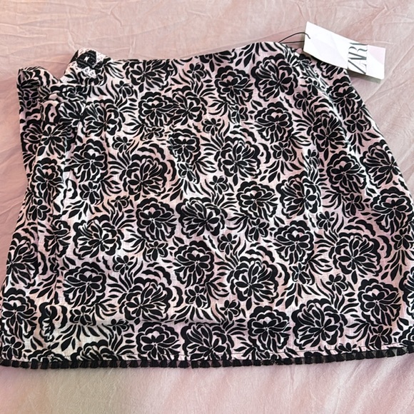 Zara mini wrap skirt - Picture 4 of 6